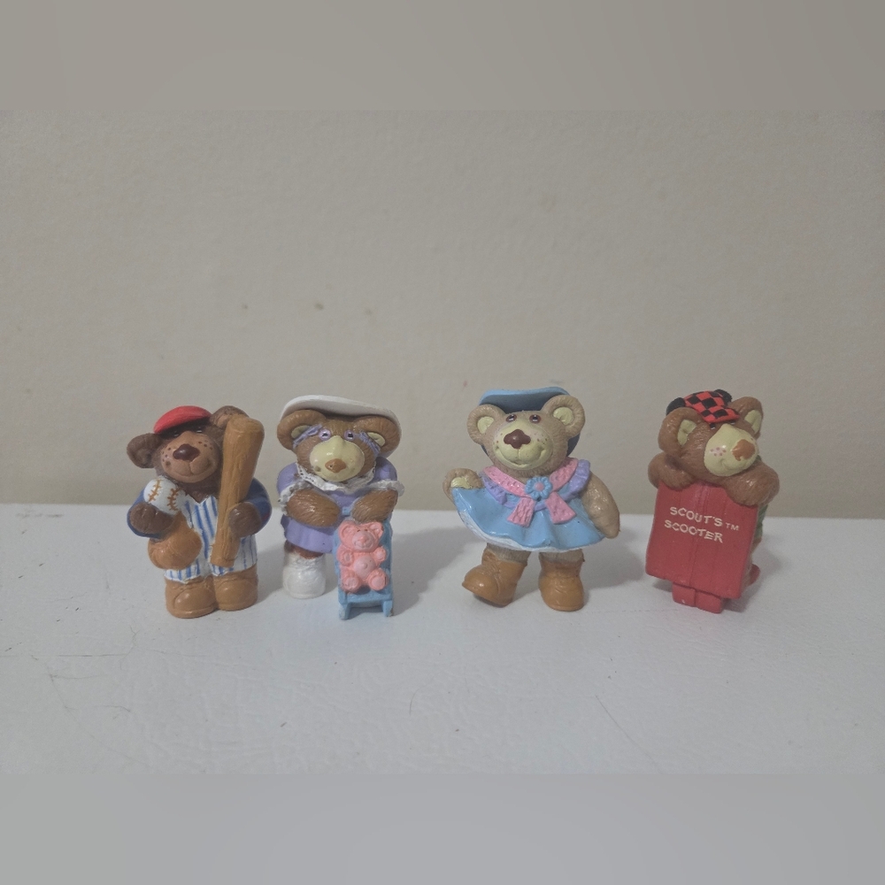 Furskins Country Teddy bear PVC figures Set Of 4-  1986